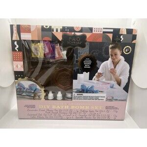 FAO Schwarz 25 Piece Calm Creations DIY Spa-Ready Bath Bomb Set for Kids New NIB